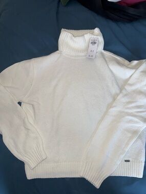 Hollister White Turtleneck Sweater